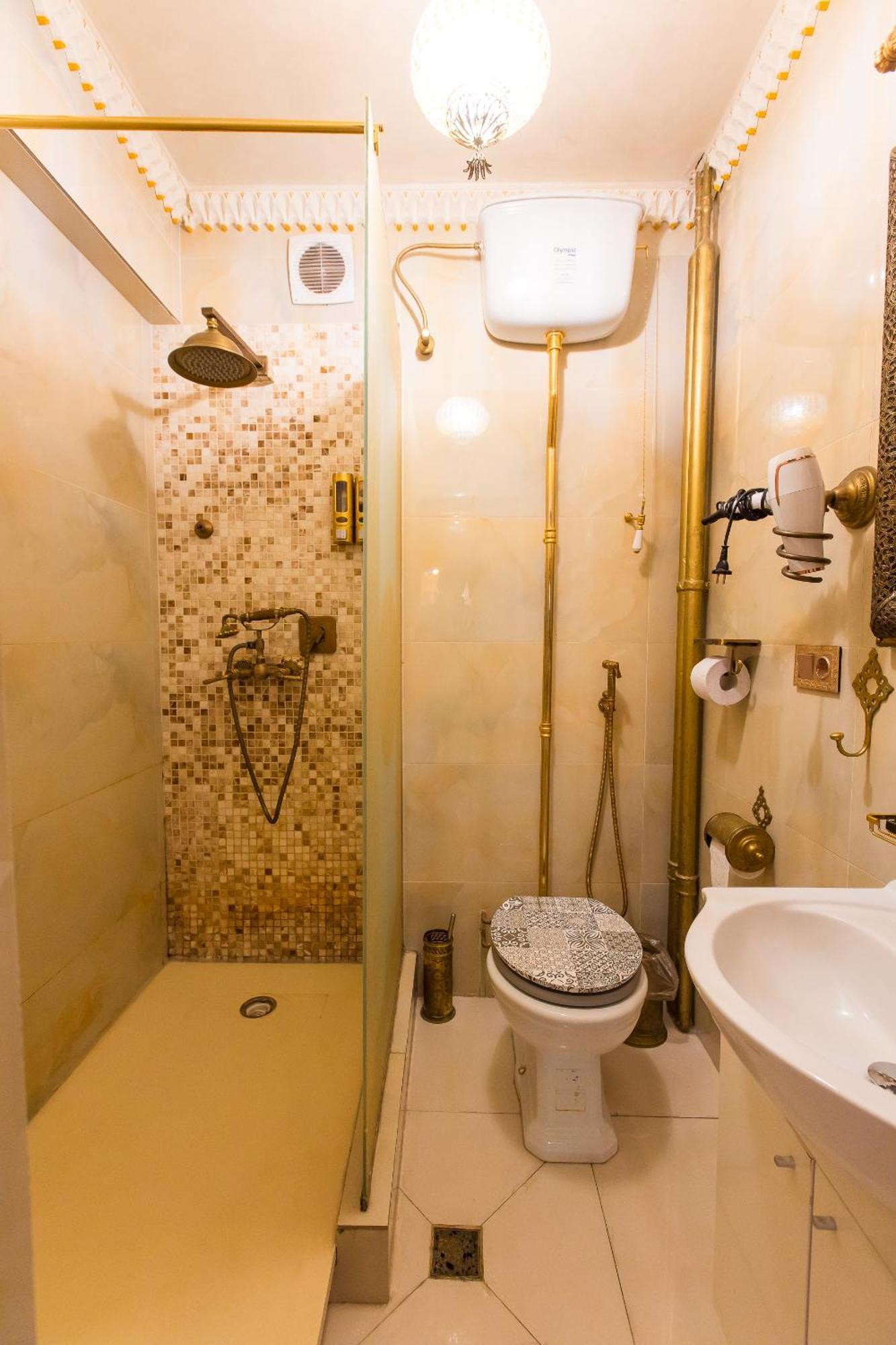 Hidden Gem Antique Apt With Stunning City Views Bucureşti Eksteriør bilde